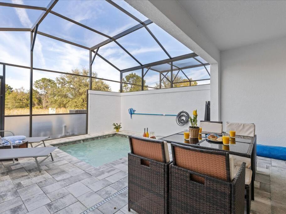Your Next Ig Post: Luxury Modern Home Close To All オーランド エクステリア 写真